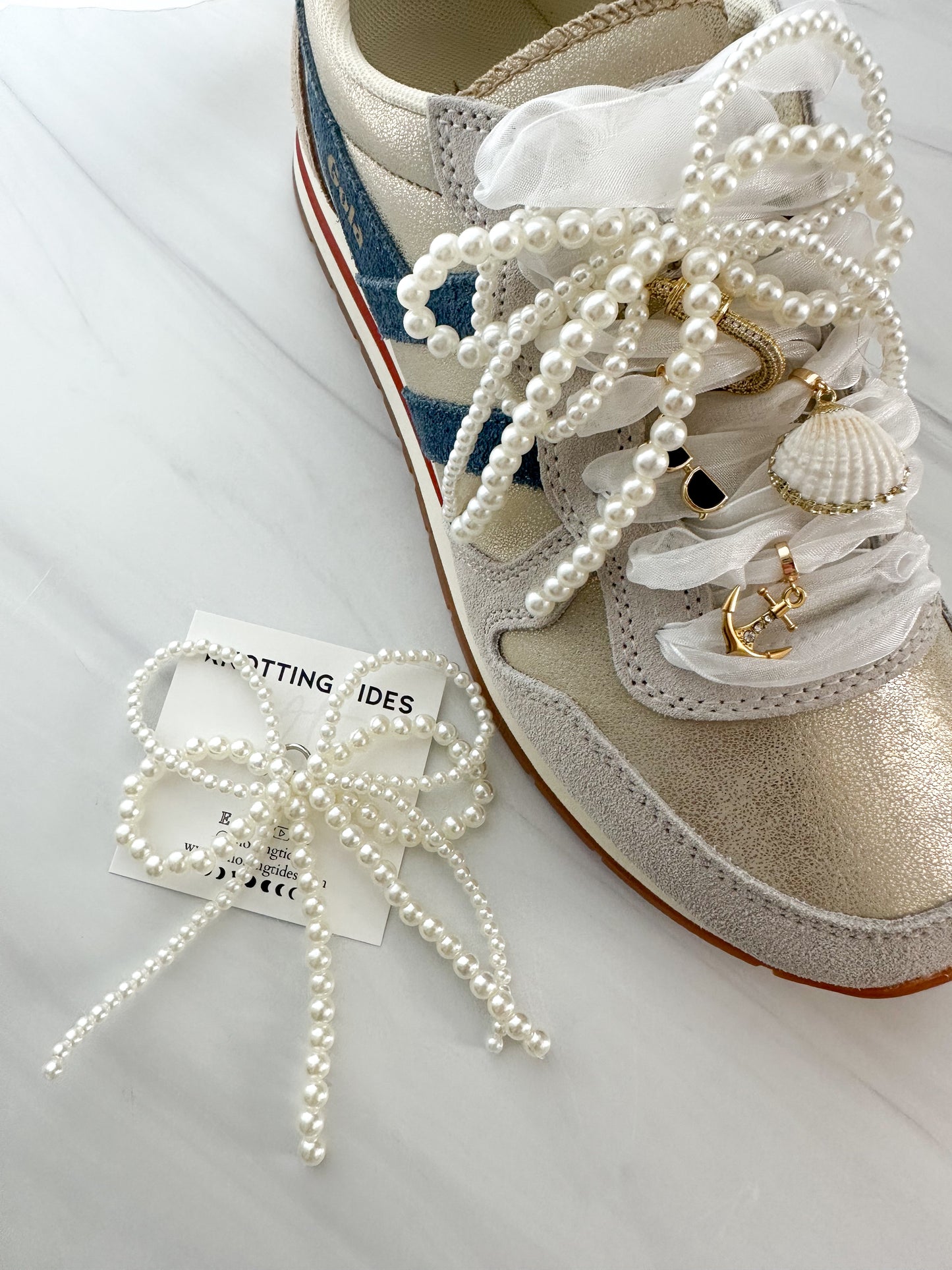 Pearl Loop Bow Charm