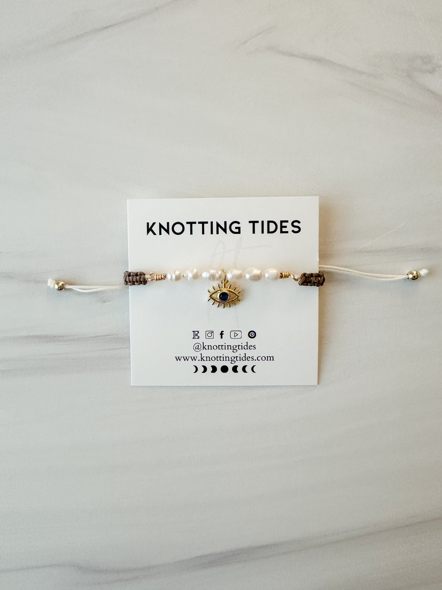 Blue Gaze Bracelet