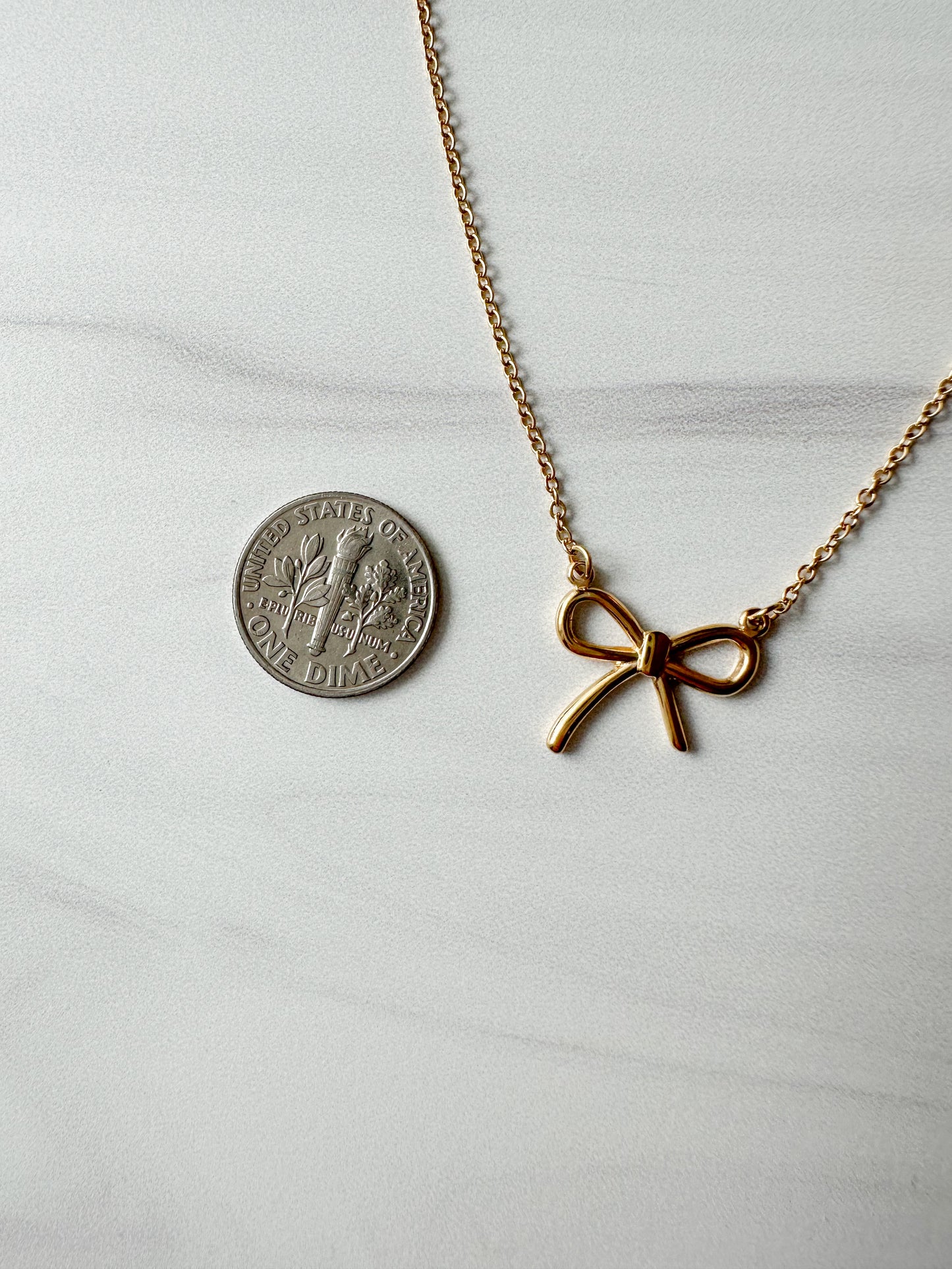 Dainty Bow Necklace