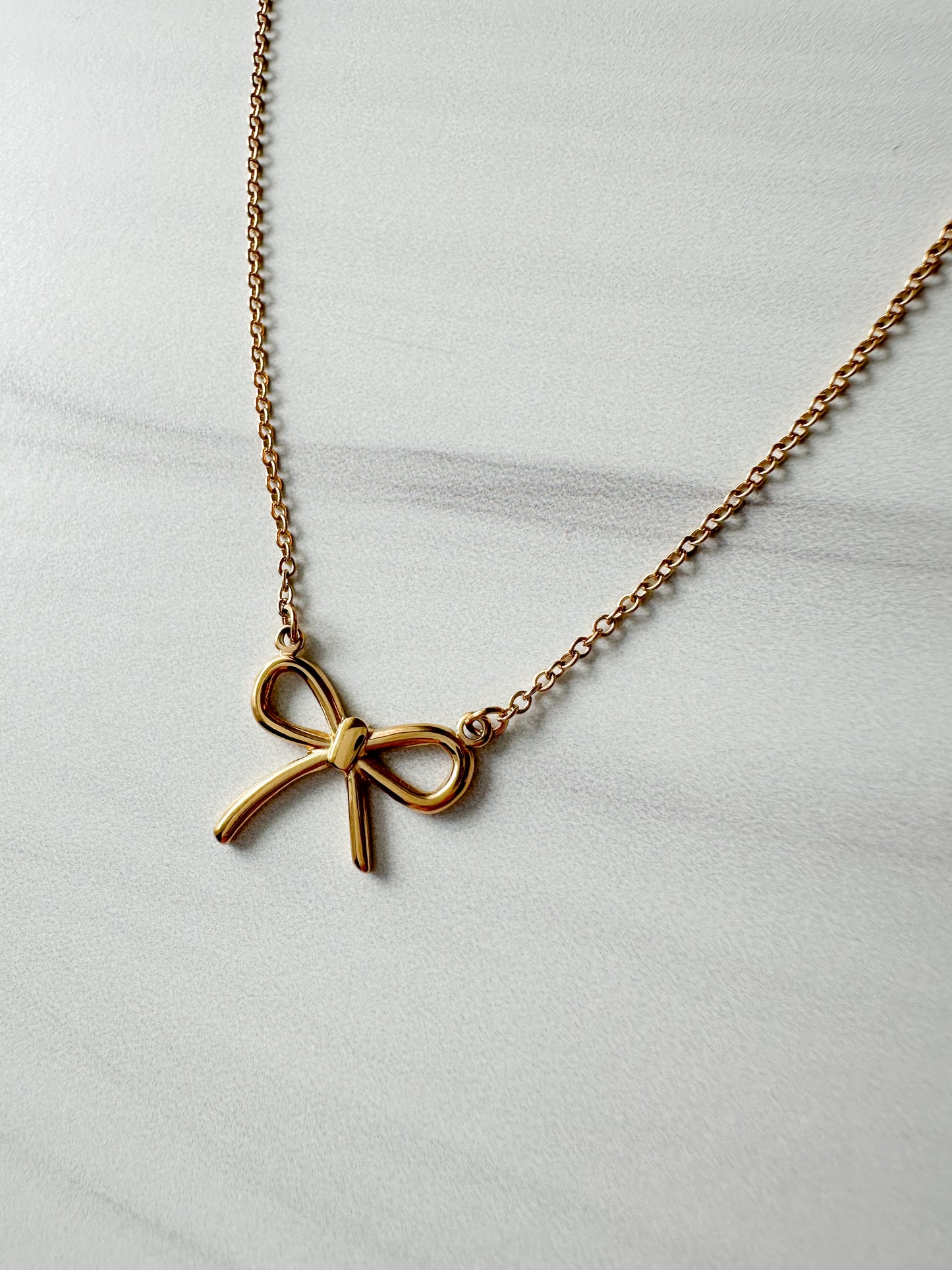 Dainty Bow Necklace