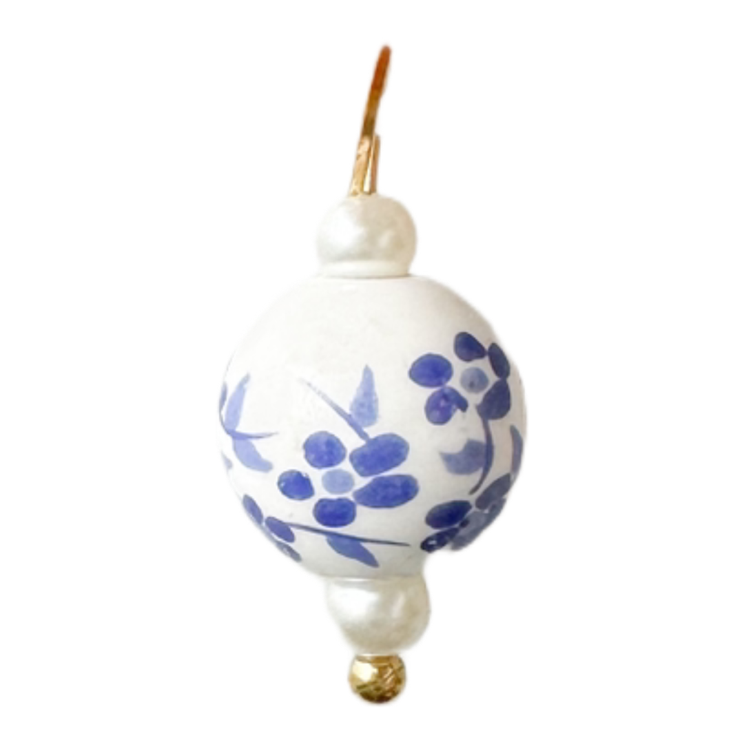 Blue Willow Garden Charm