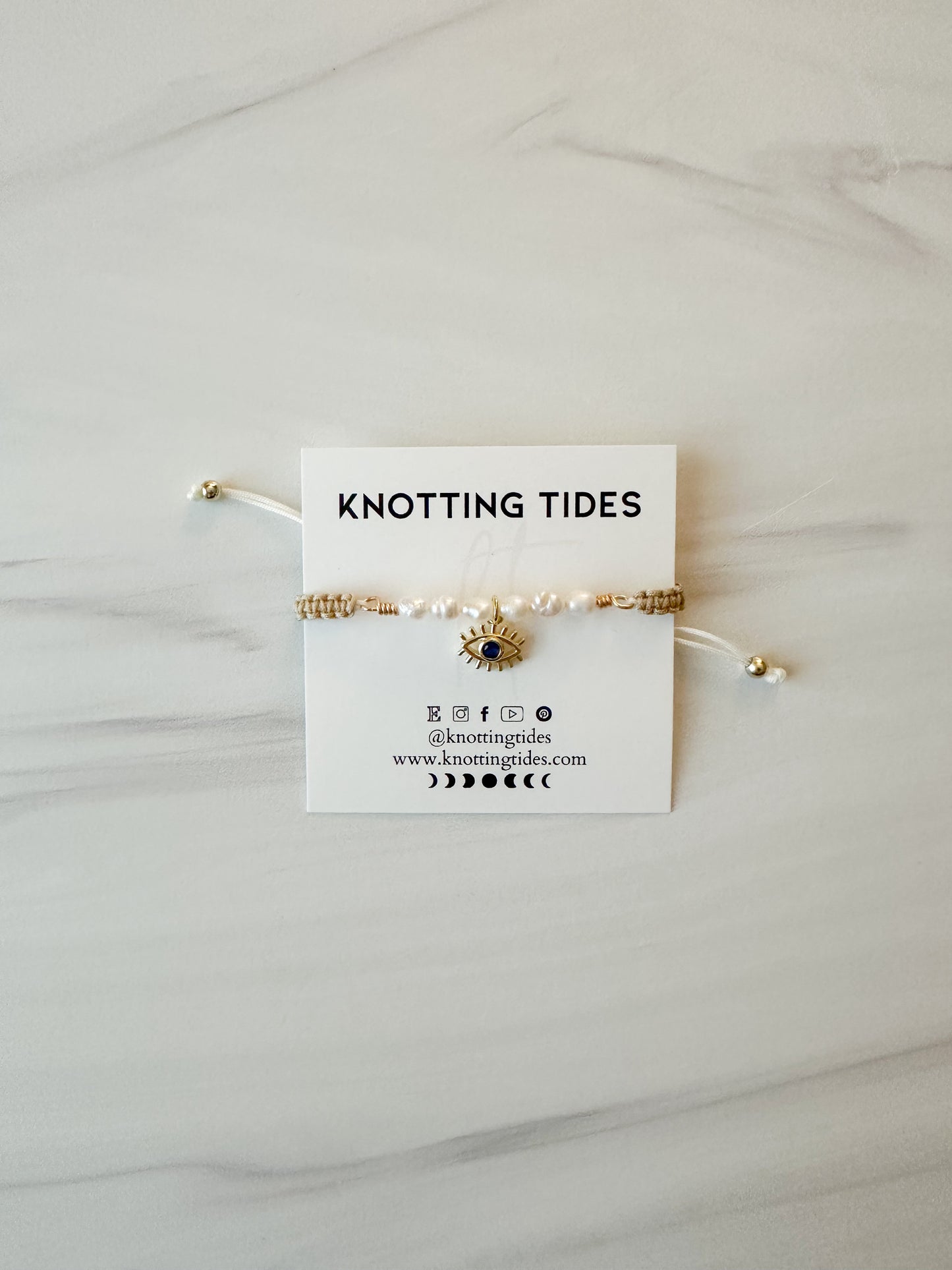 Blue Gaze Bracelet